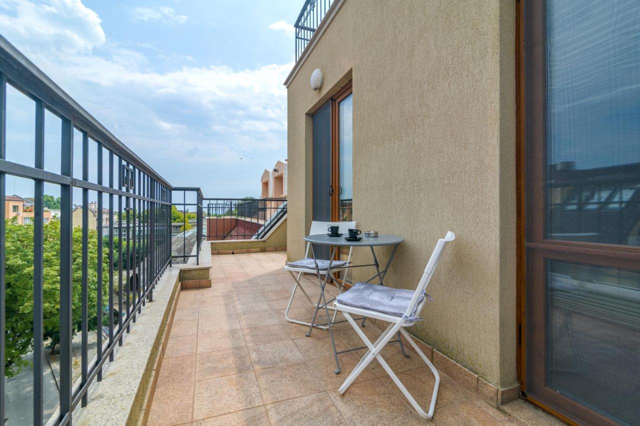 Magdalena Apartment - Two Bathrooms, Perfect City Center Varna Luaran gambar
