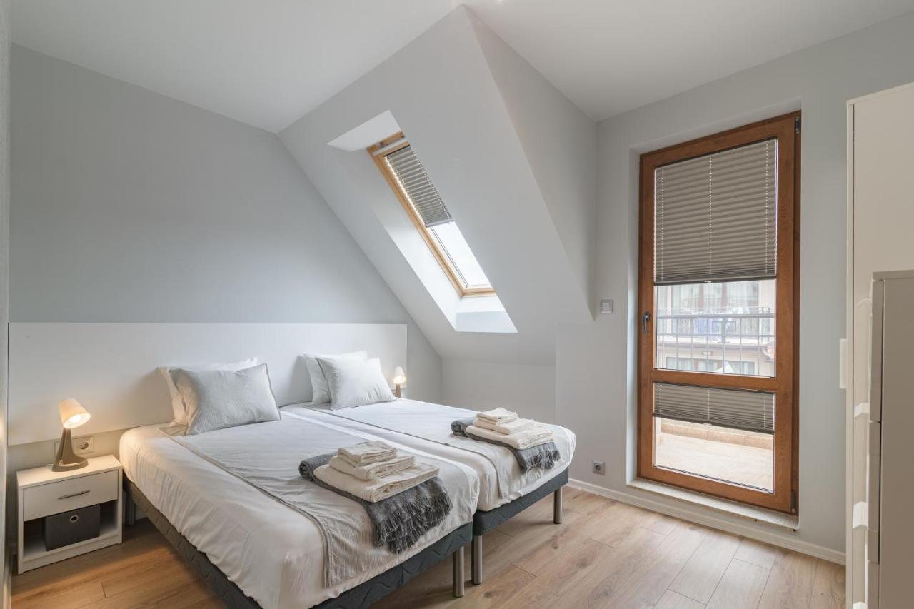 Magdalena Apartment - Two Bathrooms, Perfect City Center Varna Luaran gambar