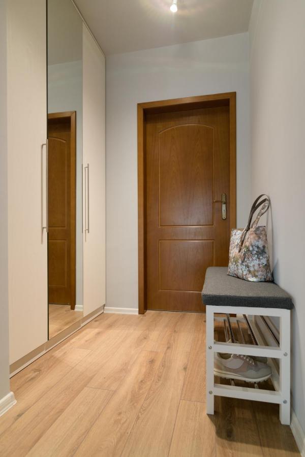 Magdalena Apartment - Two Bathrooms, Perfect City Center Varna Luaran gambar